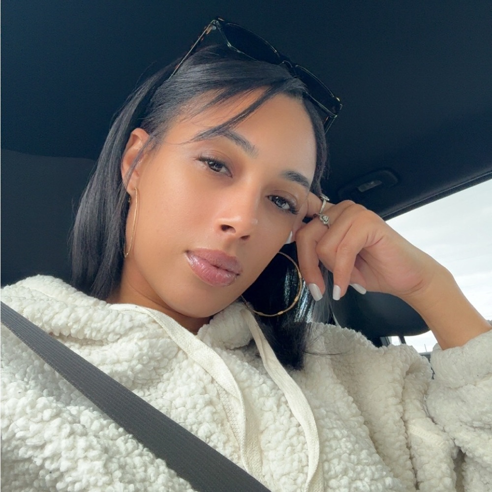 Meet your Posher, Brittani